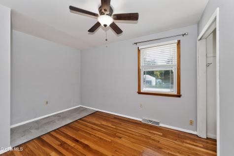 15 Mayfair Road Wynantskill NY 12198