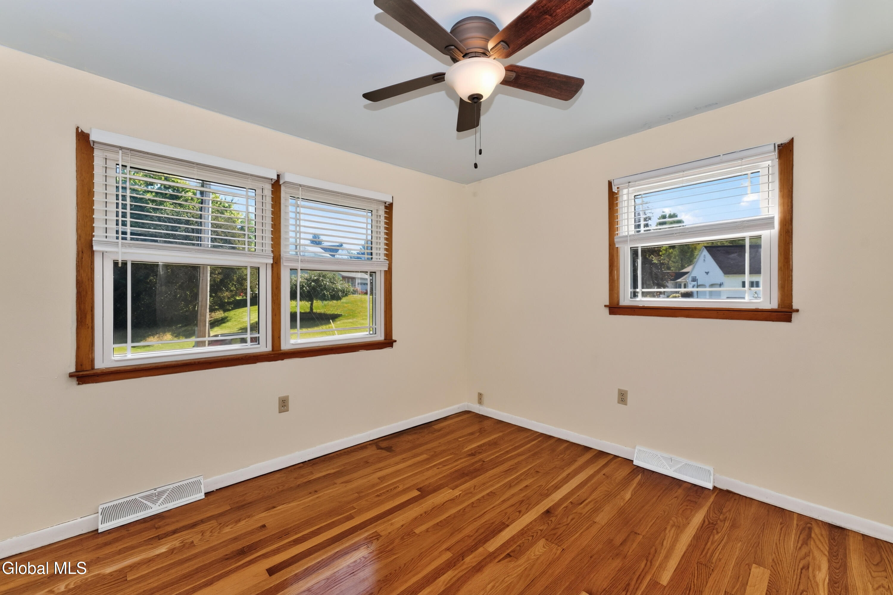 15 Mayfair Road Wynantskill NY 12198