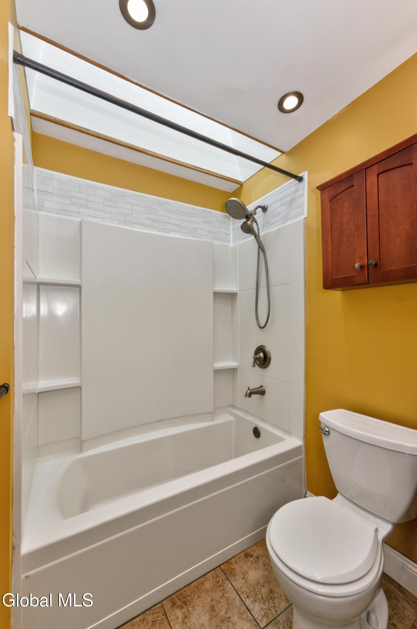 15 Mayfair Road Wynantskill NY 12198