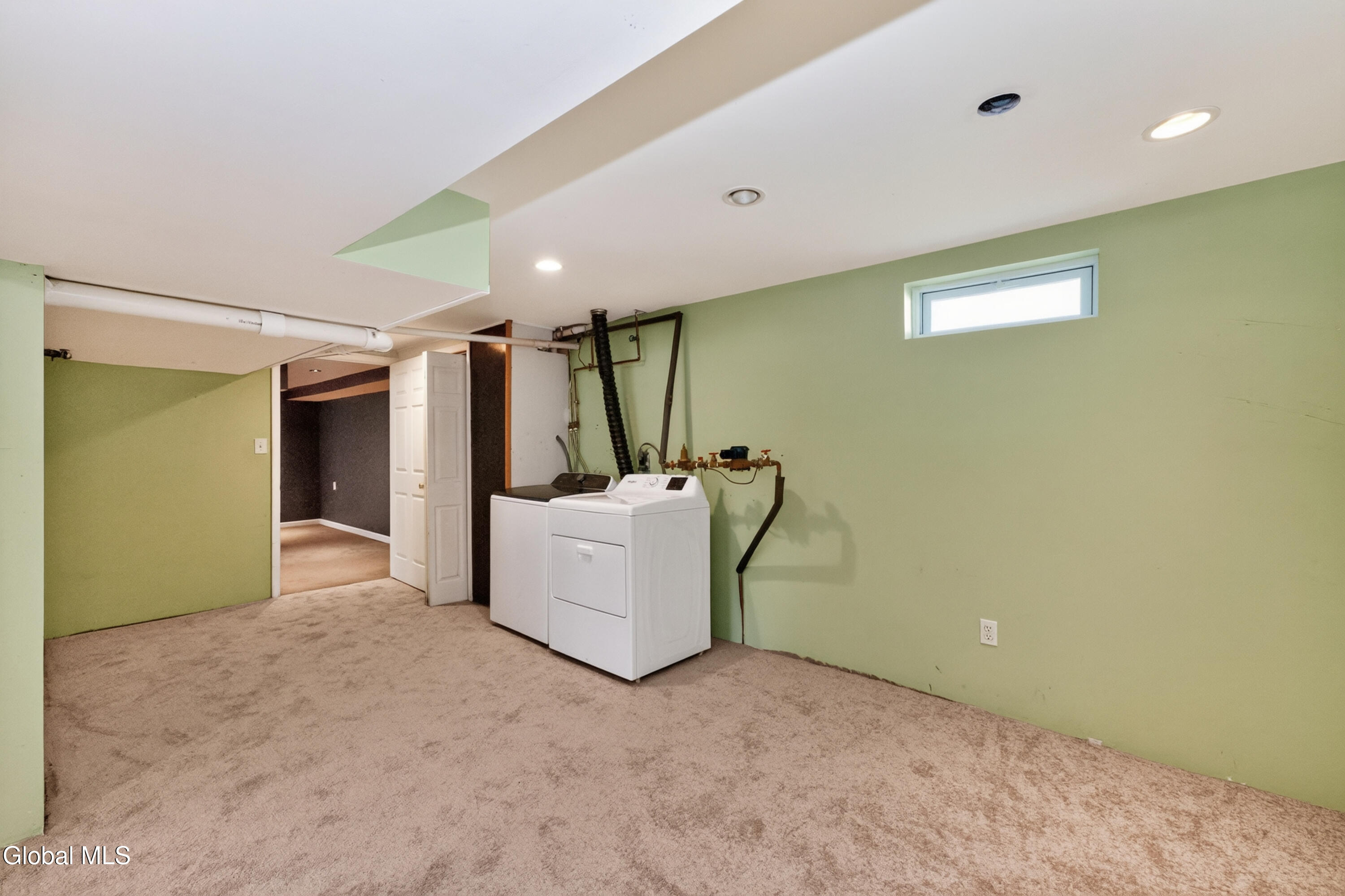 15 Mayfair Road Wynantskill NY 12198