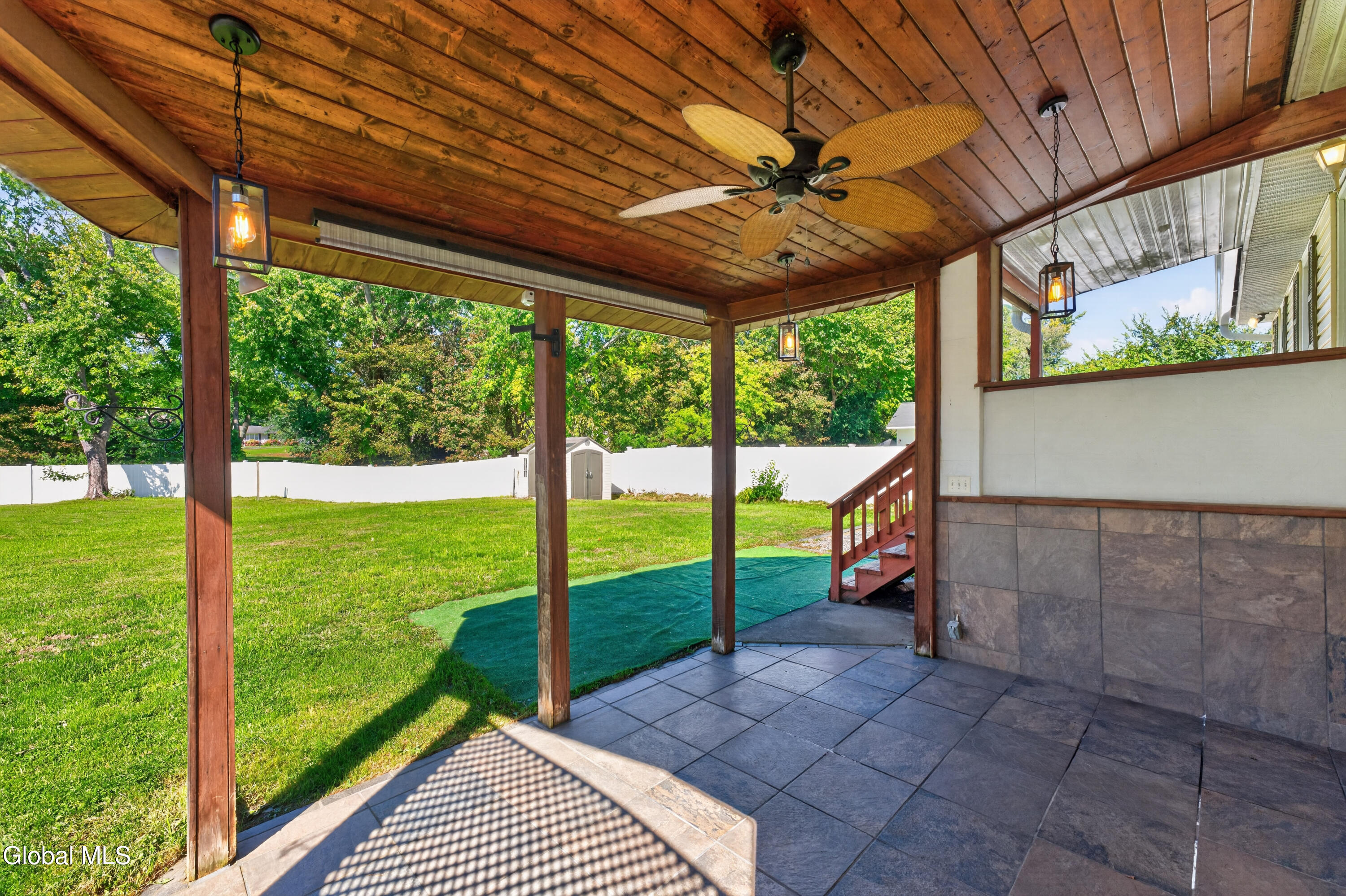15 Mayfair Road Wynantskill NY 12198
