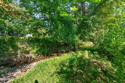15 Mayfair Road Wynantskill NY 12198