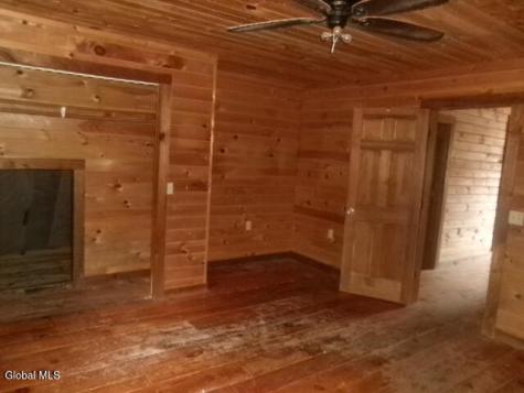 271 Hickey Road Hampton NY 12837
