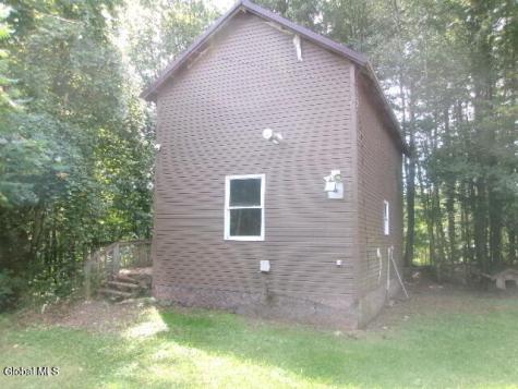 271 Hickey Road Hampton NY 12837