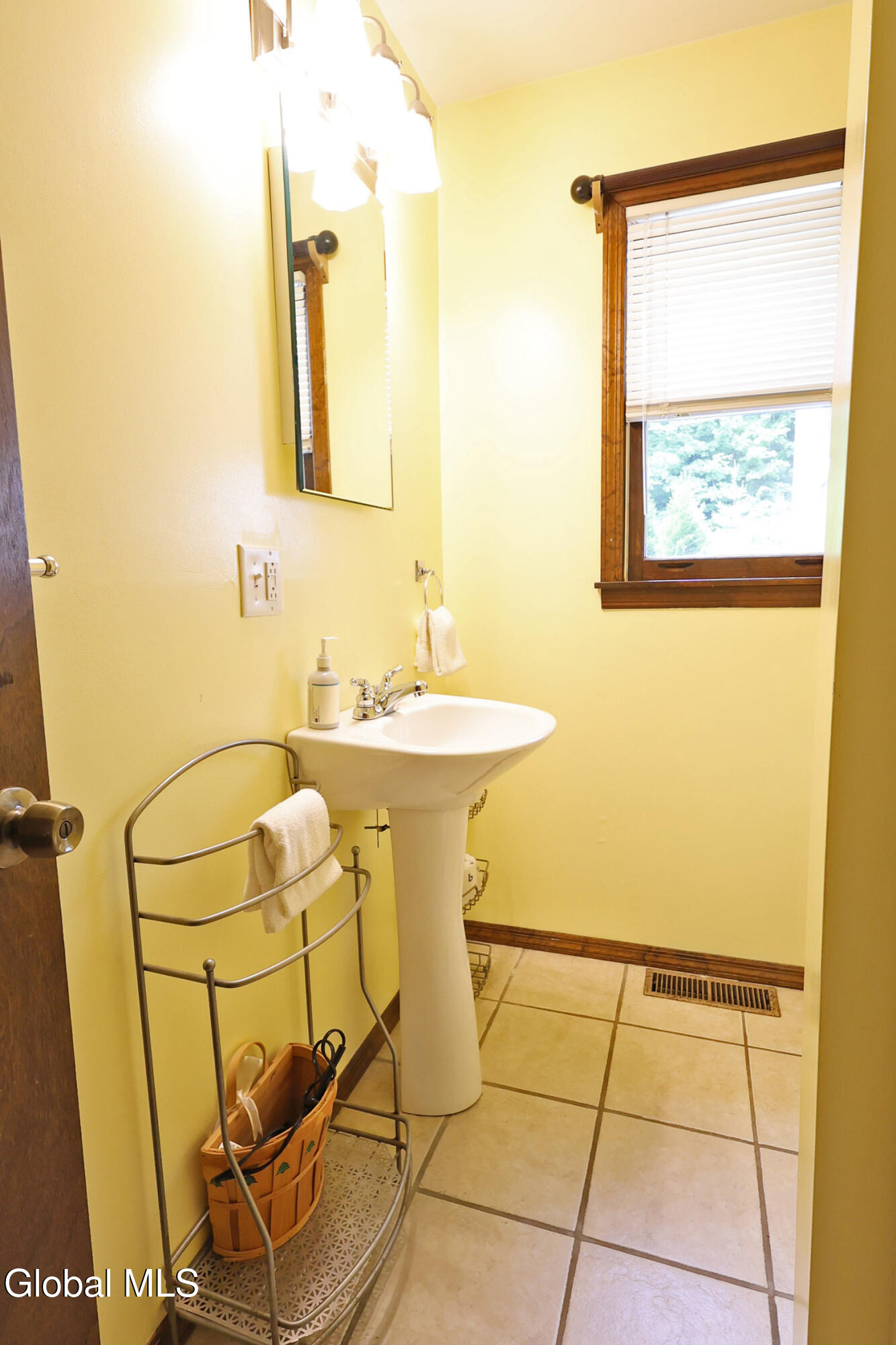 160 Antler Lake Road Wevertown NY 12886