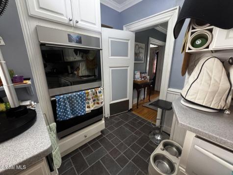 1042 Waverly Place Schenectady NY 12308