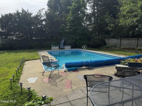1042 Waverly Place Schenectady NY 12308