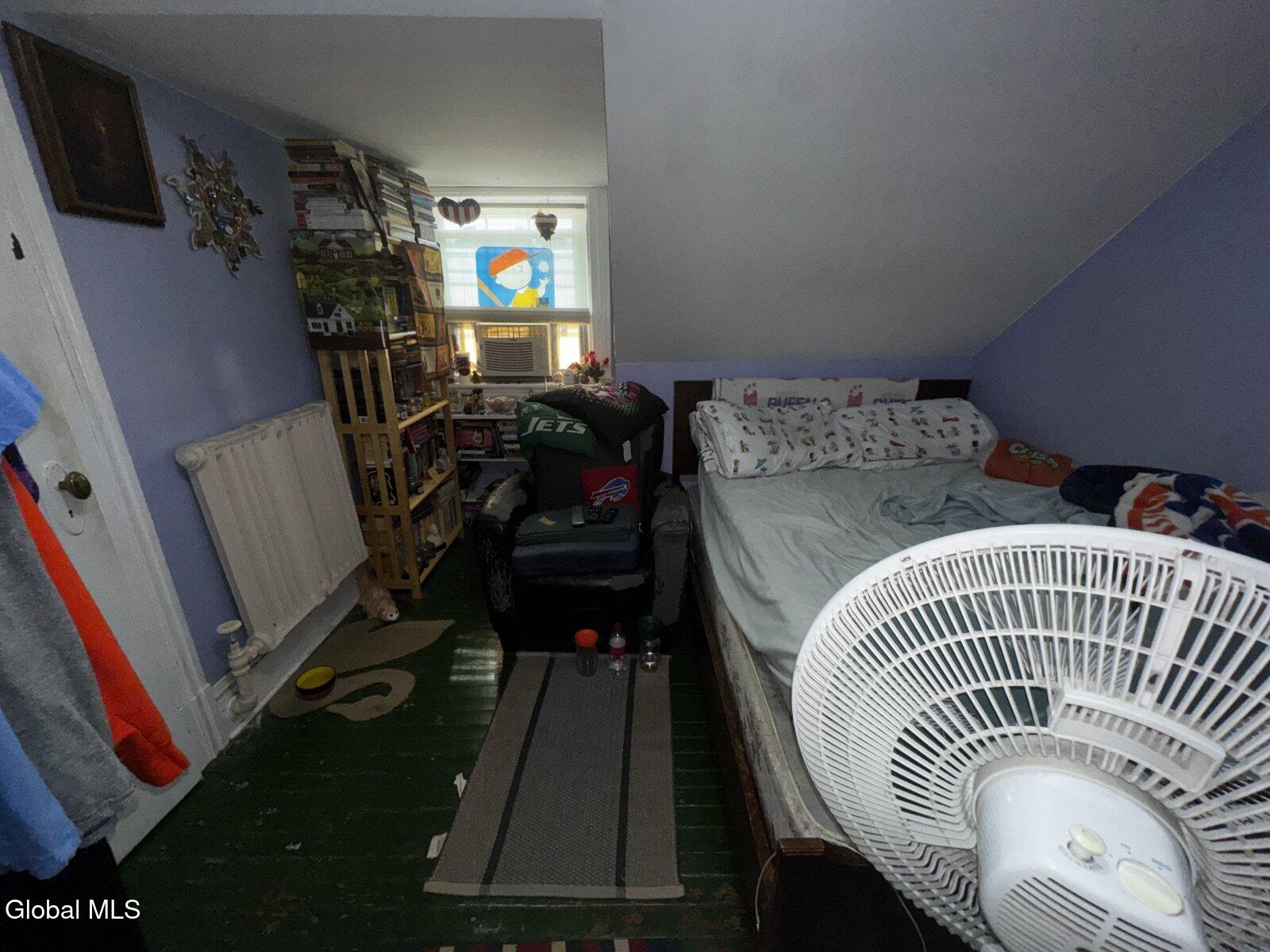 1042 Waverly Place Schenectady NY 12308