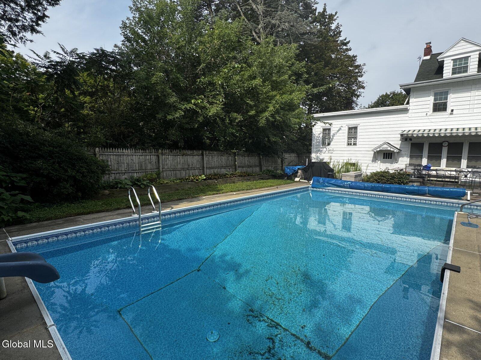1042 Waverly Place Schenectady NY 12308