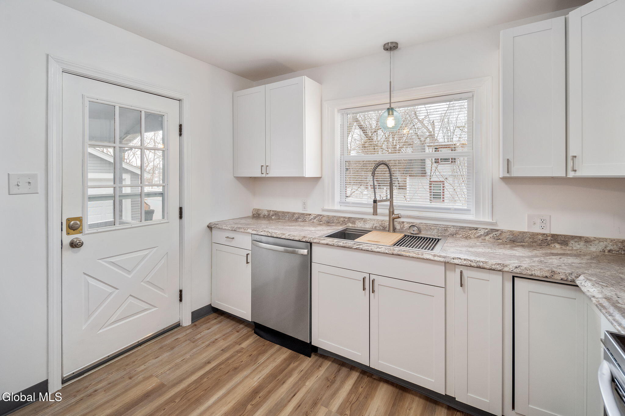 9 Fuller Terrace Colonie NY 12205