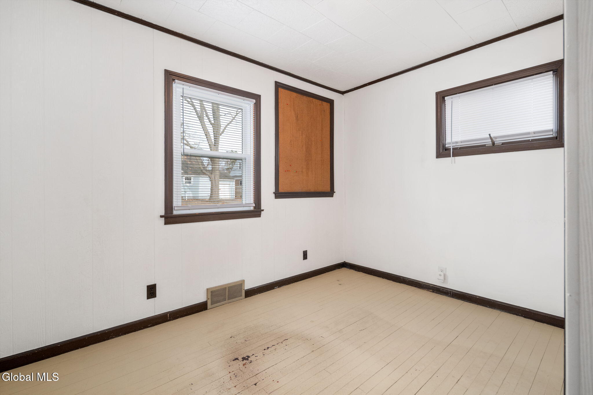 9 Fuller Terrace Colonie NY 12205