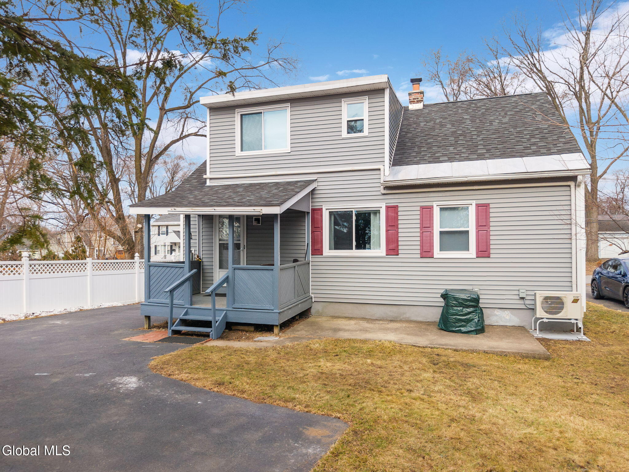 9 Fuller Terrace Colonie NY 12205