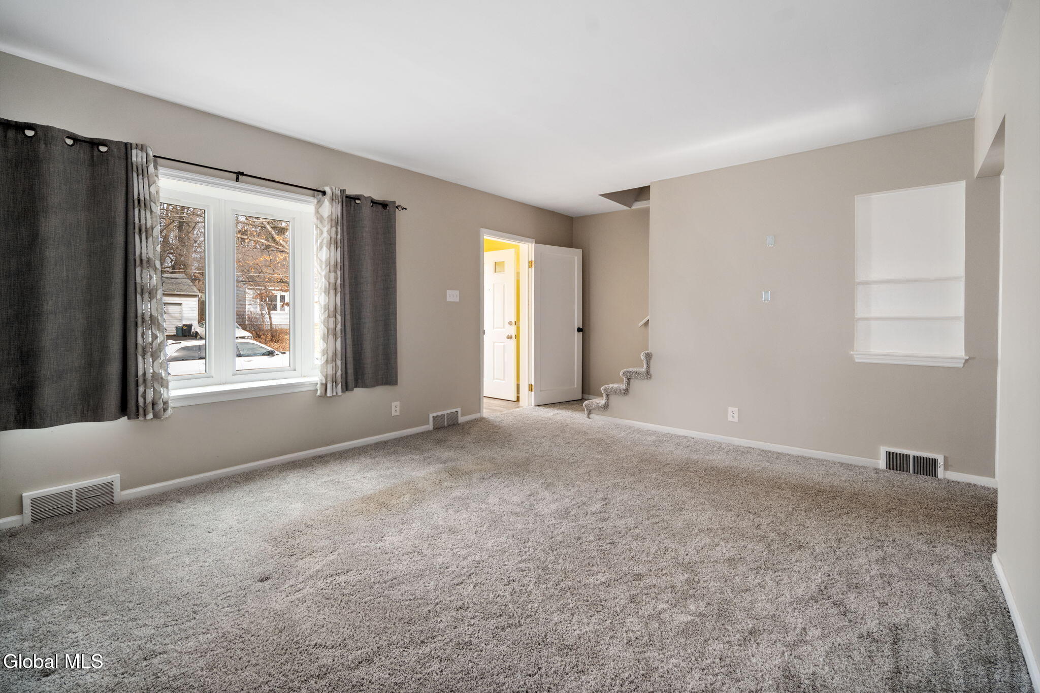 9 Fuller Terrace Colonie NY 12205