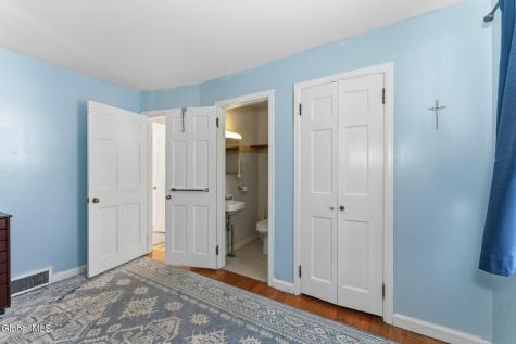 10 Skyview Drive Cohoes NY 12047