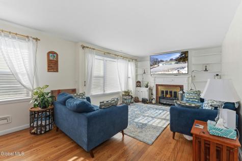 10 Skyview Drive Cohoes NY 12047