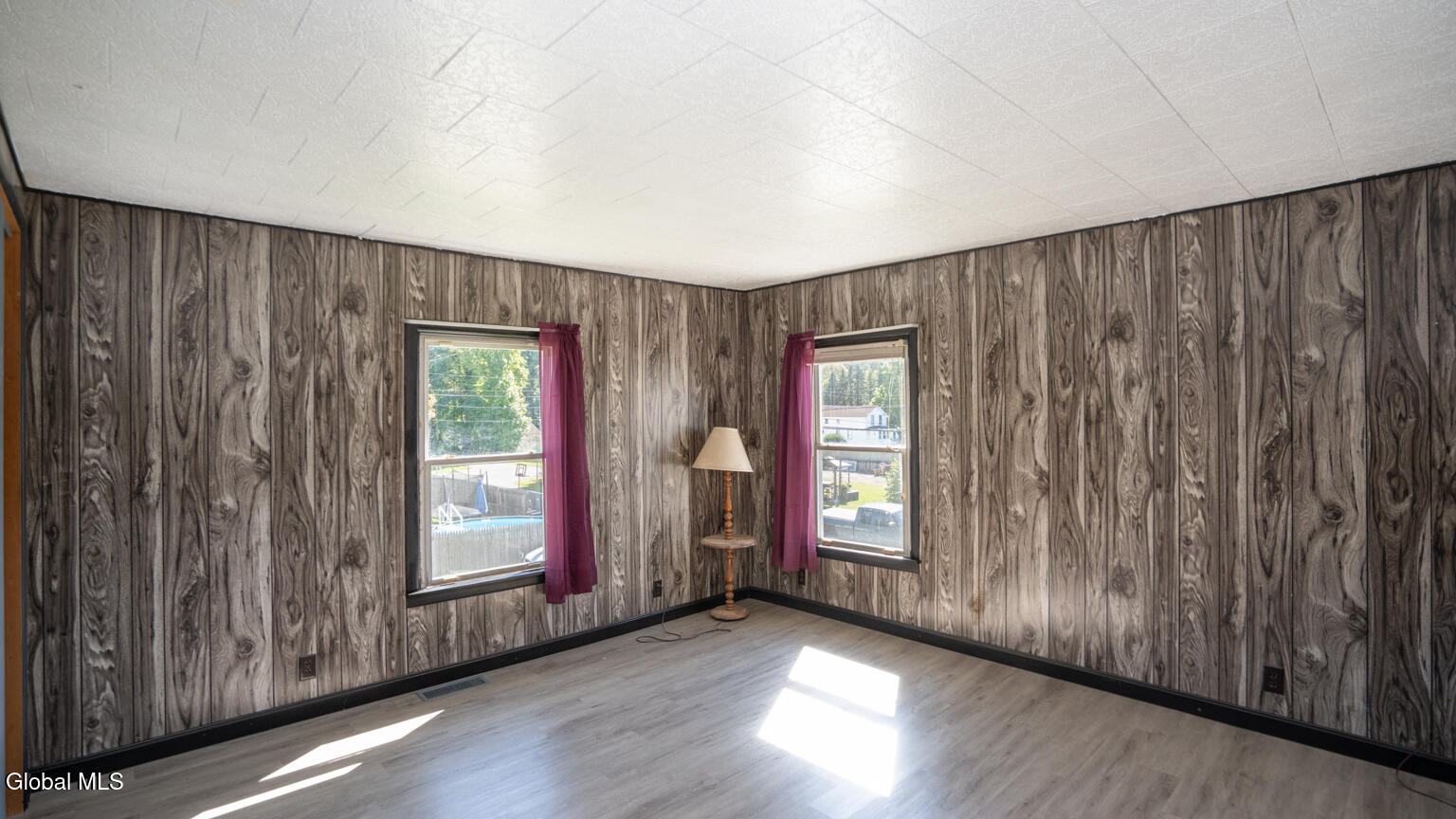 10 Railroad Avenue Berlin NY 12022