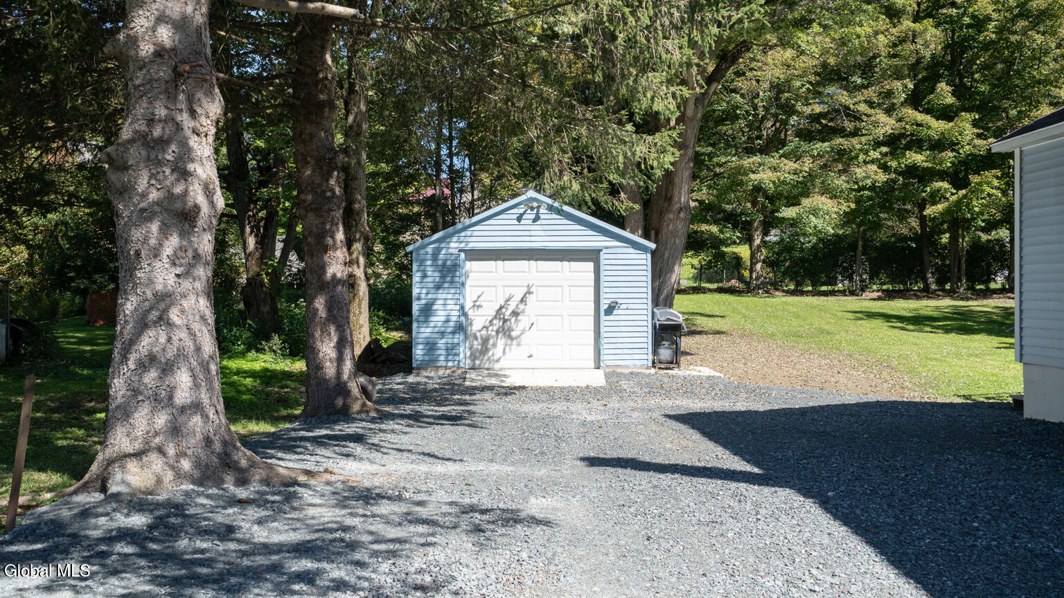 10 Railroad Avenue Berlin NY 12022