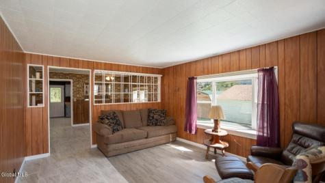 10 Railroad Avenue Berlin NY 12022