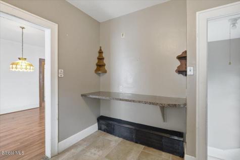 10 110th Street Troy NY 12182