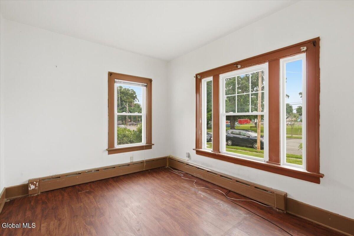 10 110th Street Troy NY 12182