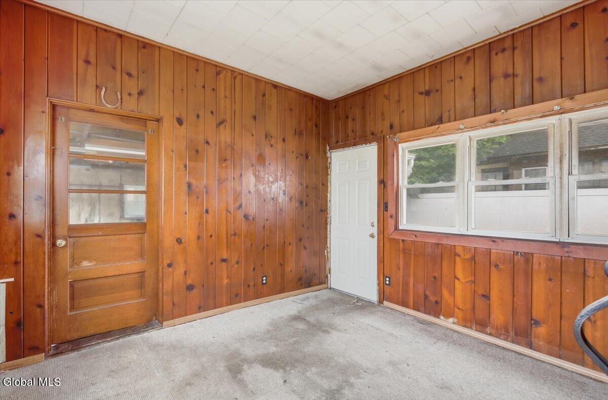 10 110th Street Troy NY 12182