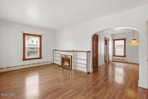 10 110th Street Troy NY 12182