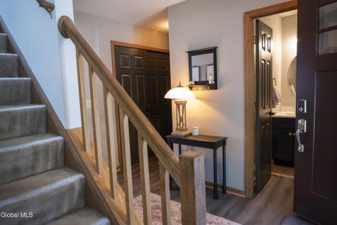 18 Whirlaway Boulevard Gansevoort NY 12831