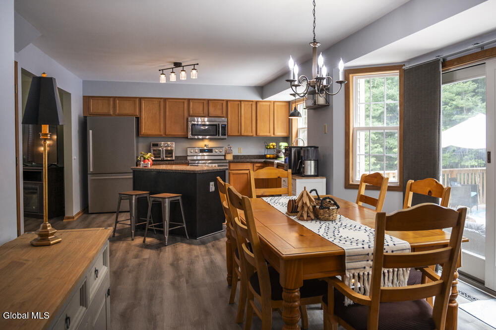18 Whirlaway Boulevard Gansevoort NY 12831