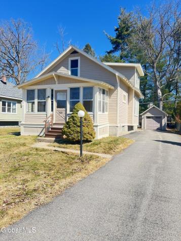 1182 S Country Club Drive Schenectady NY 12309