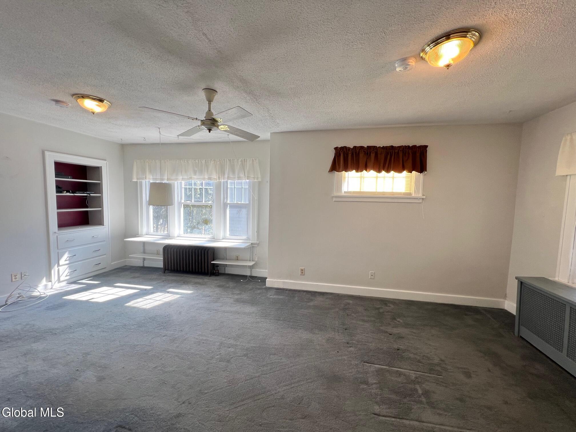 1182 S Country Club Drive Schenectady NY 12309