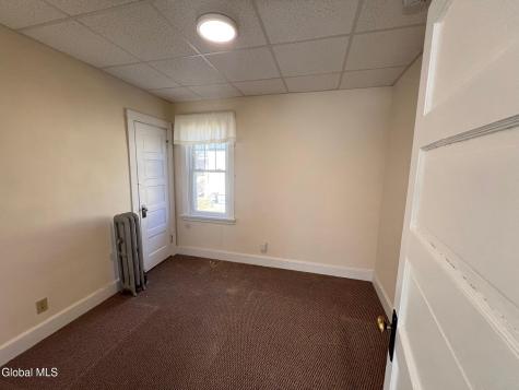 1182 S Country Club Drive Schenectady NY 12309