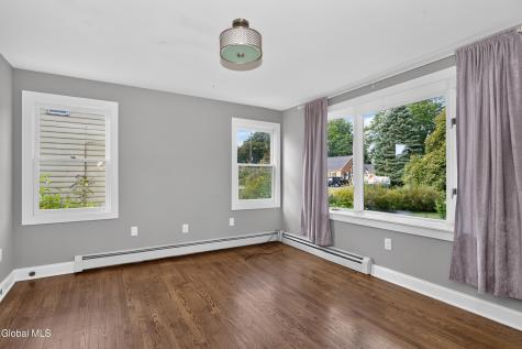 9 Nielsen Road Guilderland NY 12009