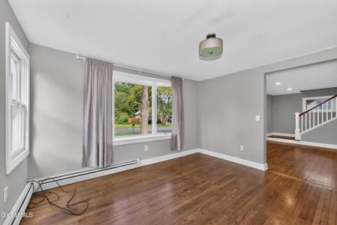 9 Nielsen Road Guilderland NY 12009