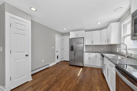 9 Nielsen Road Guilderland NY 12009