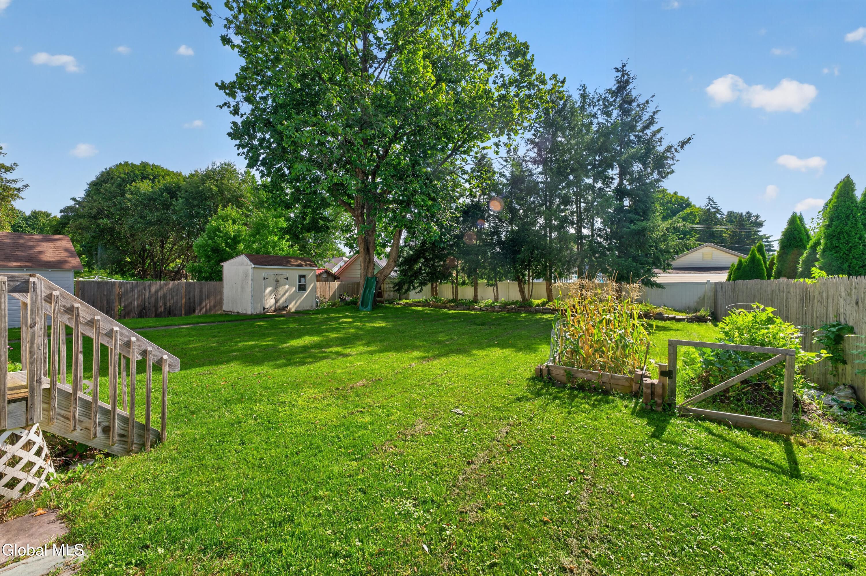 9 Nielsen Road Guilderland NY 12009