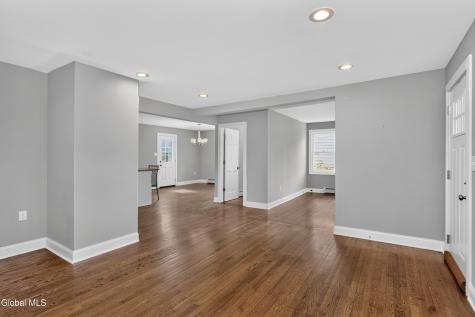 9 Nielsen Road Guilderland NY 12009