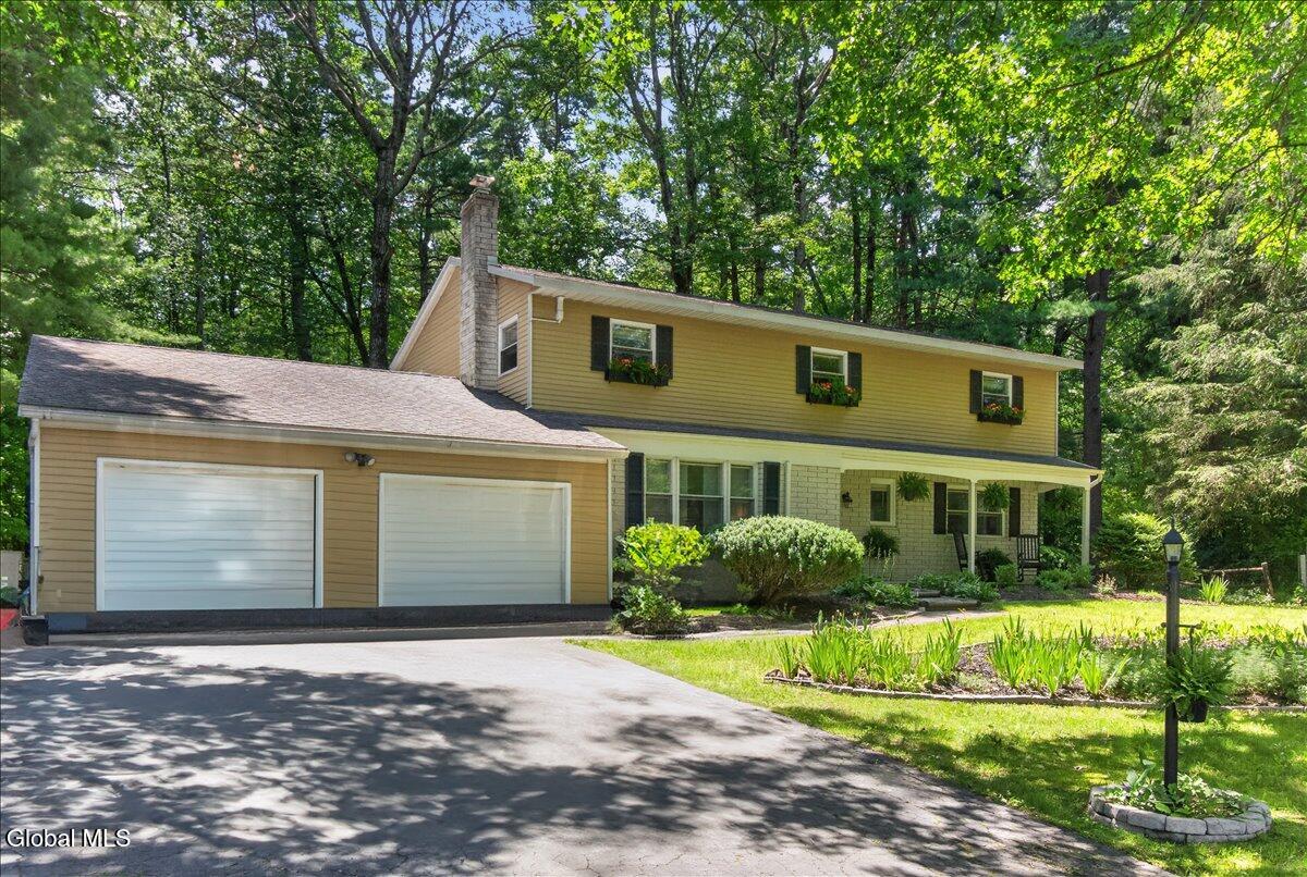 8 Cypress Point Clifton Park NY 12065