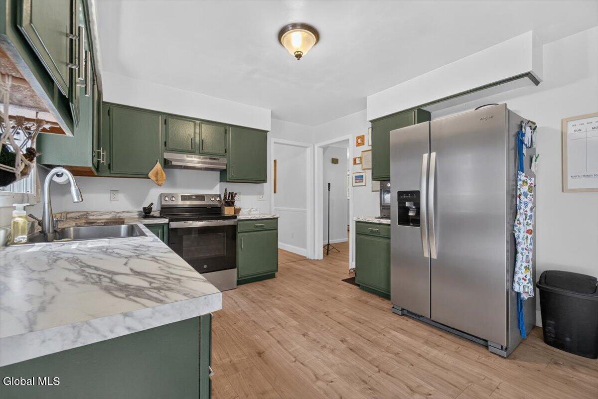 8 Cypress Point Clifton Park NY 12065