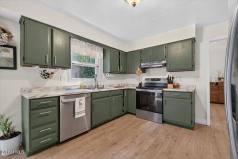 8 Cypress Point Clifton Park NY 12065