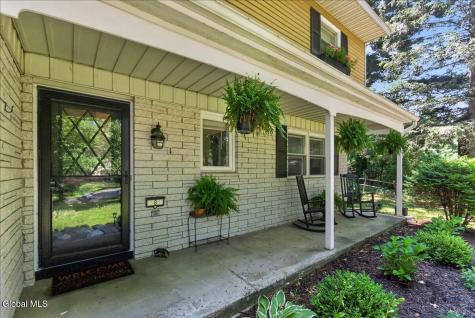 8 Cypress Point Clifton Park NY 12065
