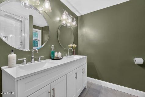 8 Cypress Point Clifton Park NY 12065