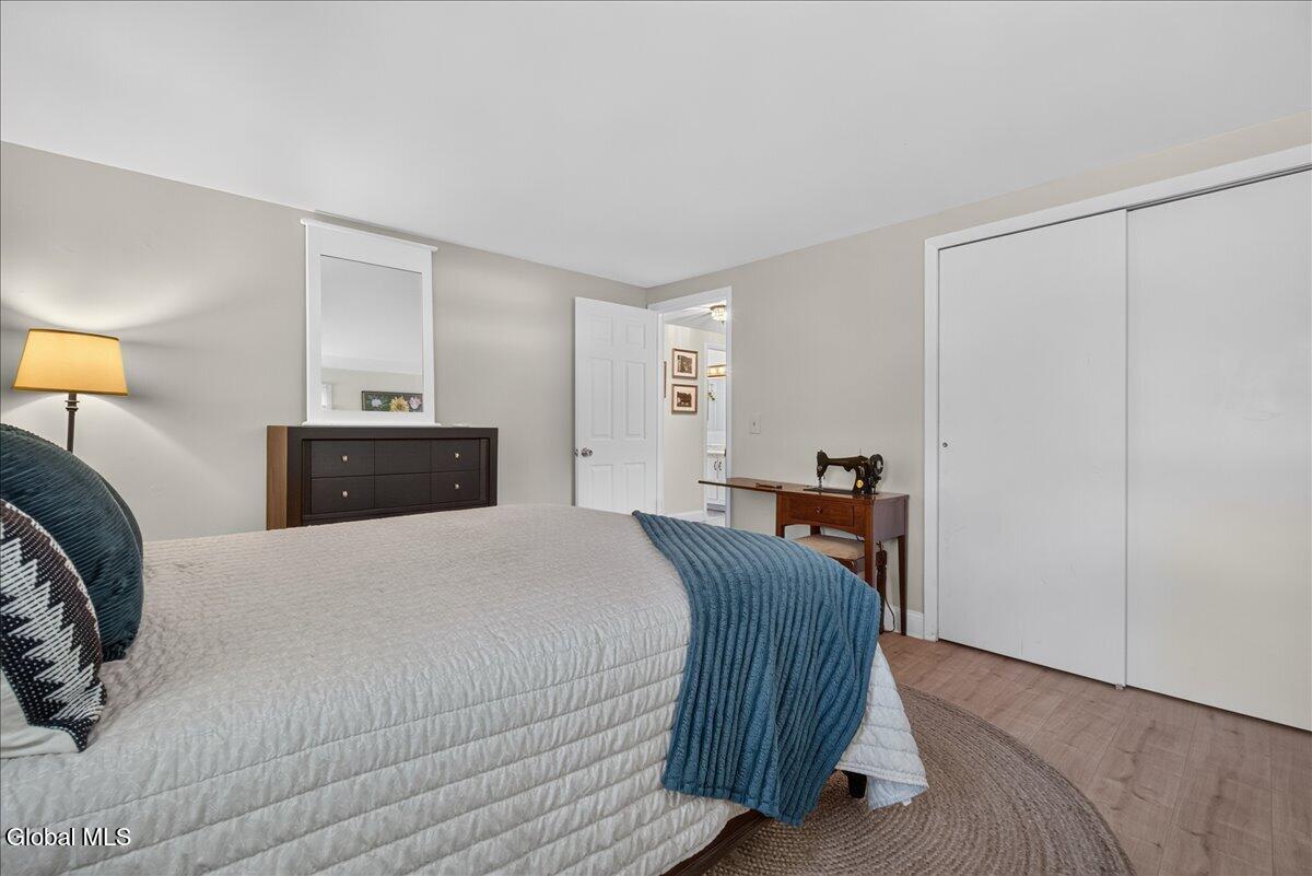 8 Cypress Point Clifton Park NY 12065
