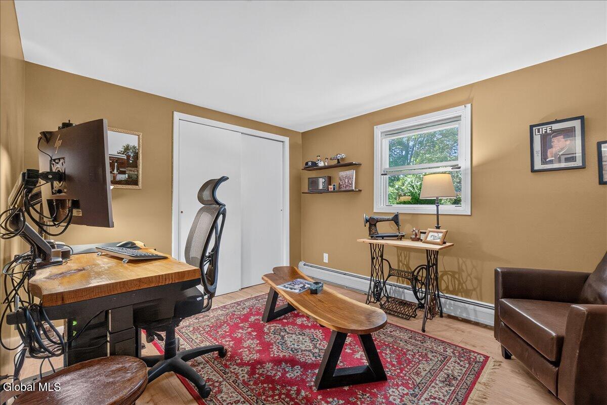 8 Cypress Point Clifton Park NY 12065