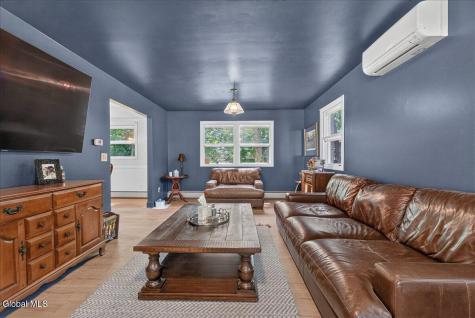 8 Cypress Point Clifton Park NY 12065