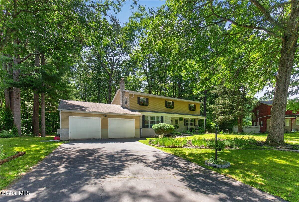 8 Cypress Point Clifton Park NY 12065