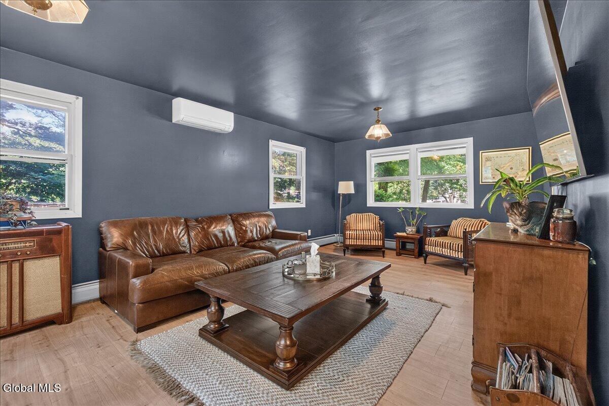 8 Cypress Point Clifton Park NY 12065