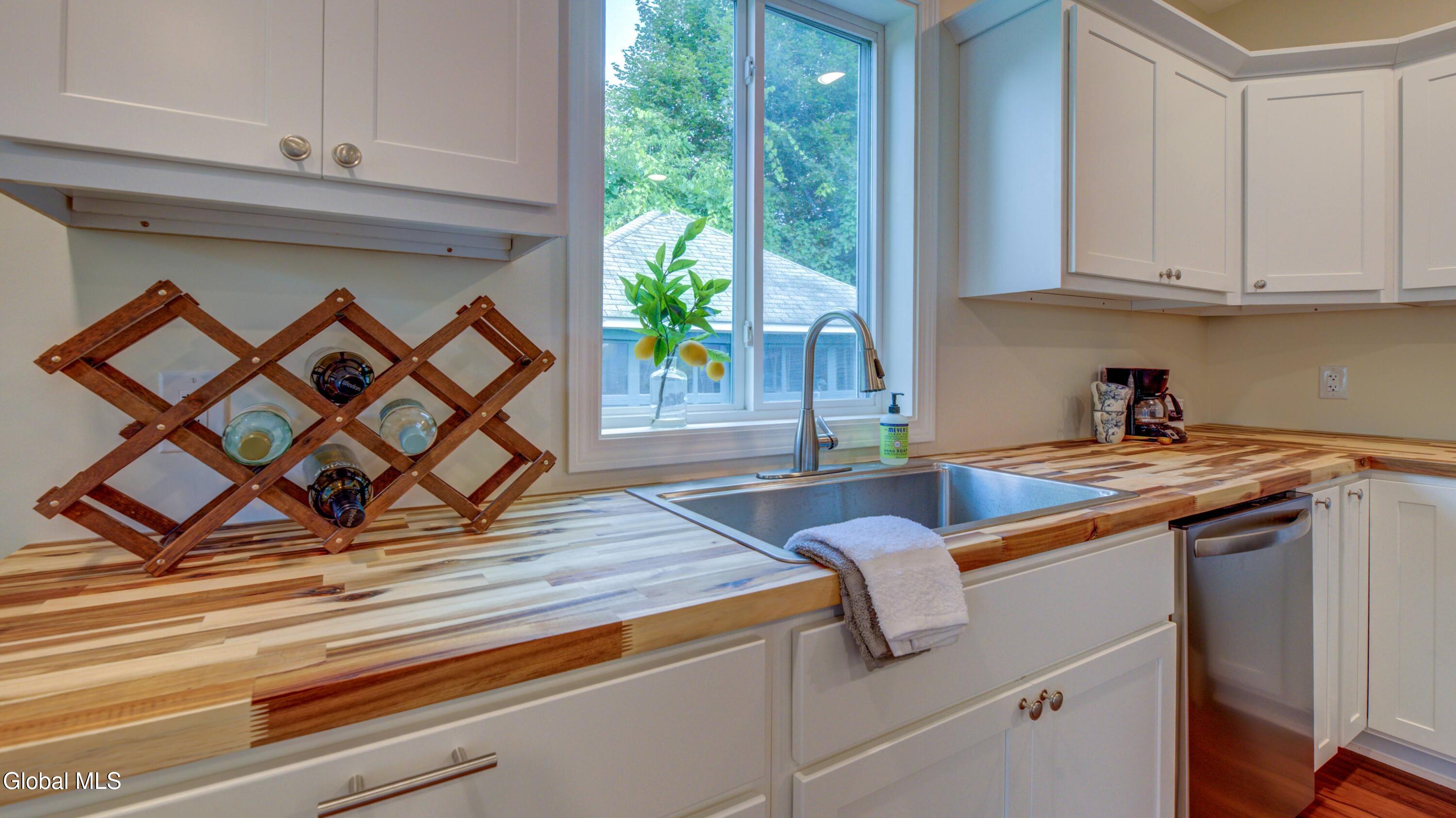 39 Temple Street Gloversville NY 12078