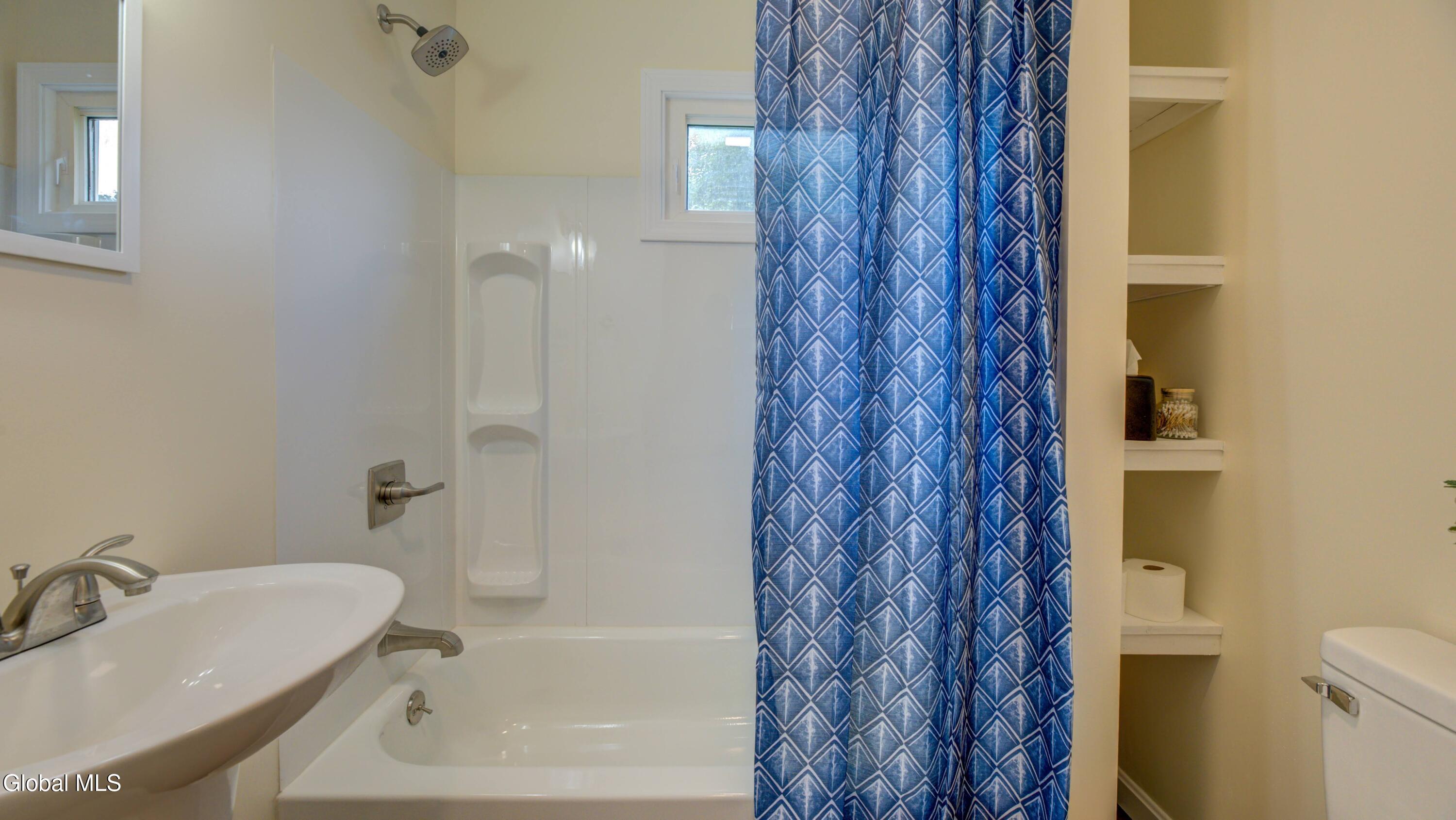 39 Temple Street Gloversville NY 12078