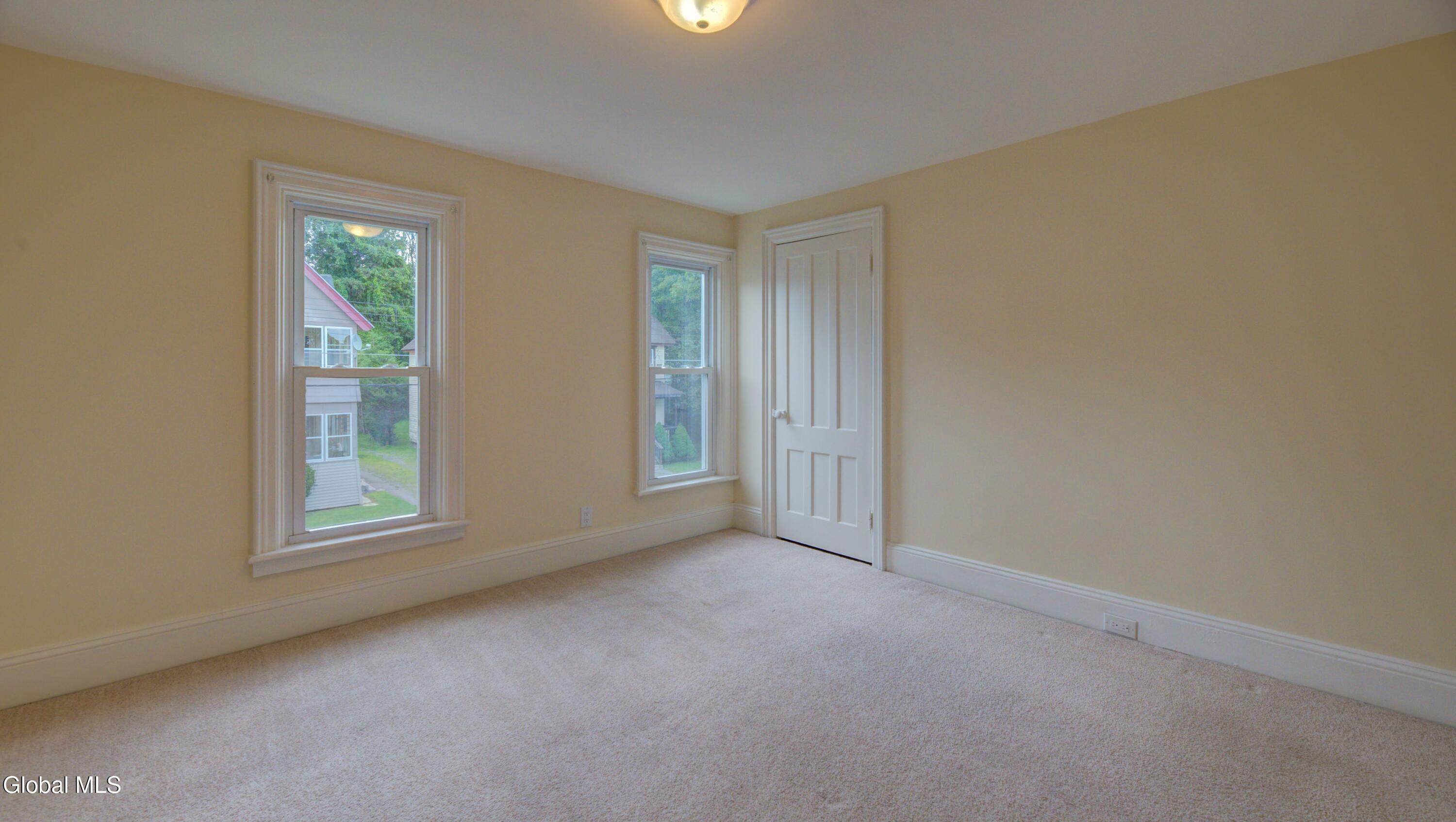 39 Temple Street Gloversville NY 12078