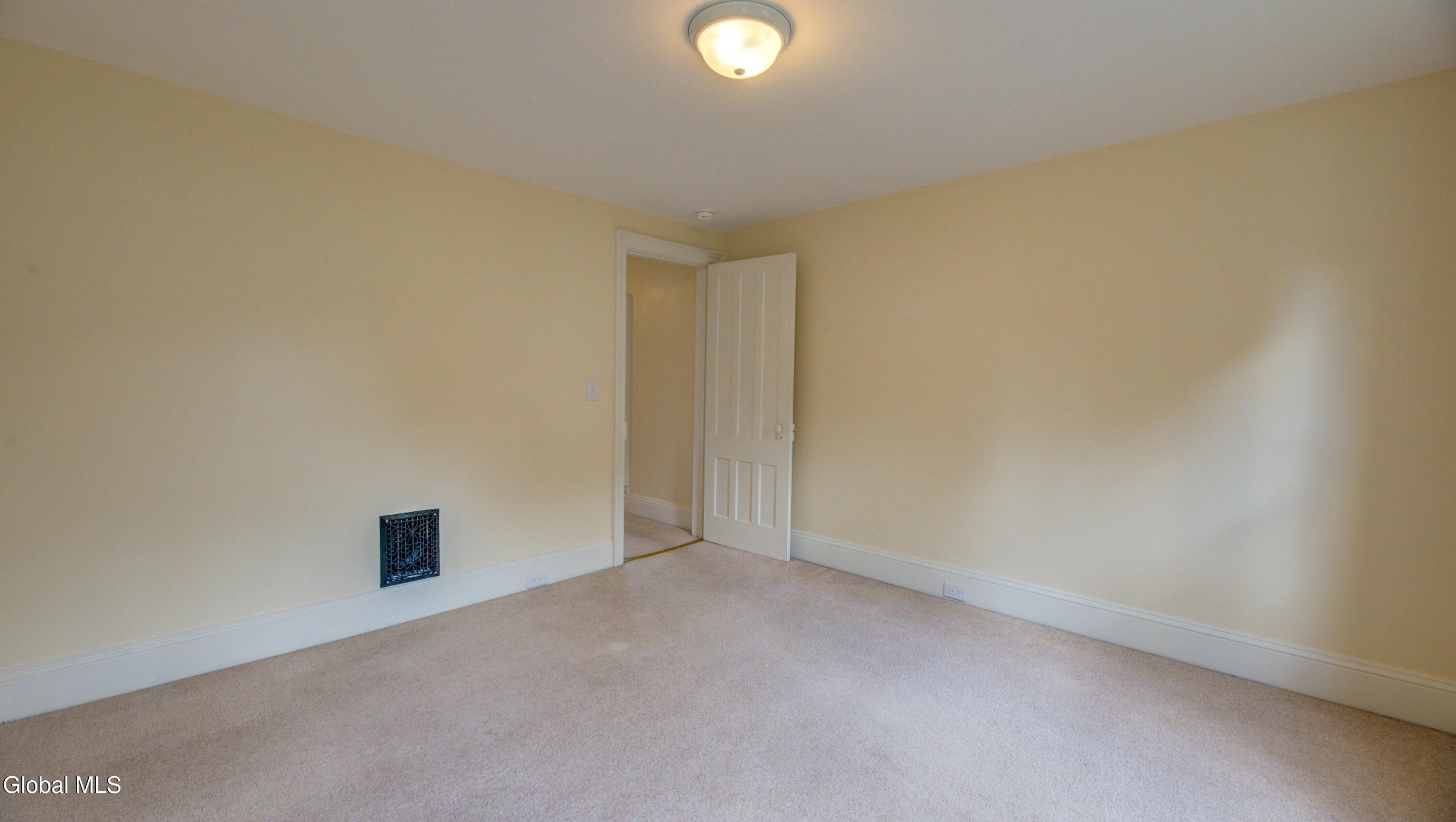 39 Temple Street Gloversville NY 12078